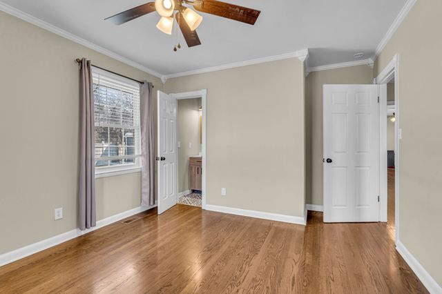 1015 Glenwood Dr, Murfreesboro, TN 37129