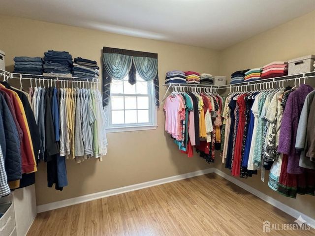 22 Honey Locust Drive, Monroe, NJ 08831