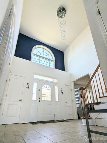 22 Honey Locust Drive, Monroe, NJ 08831