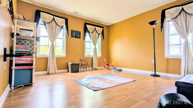 22 Honey Locust Drive, Monroe, NJ 08831