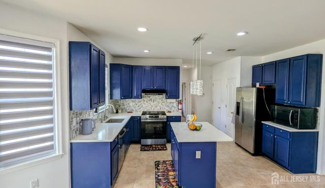 22 Honey Locust Drive, Monroe, NJ 08831