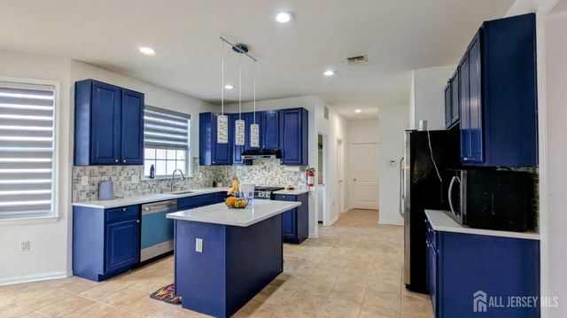 22 Honey Locust Drive, Monroe, NJ 08831