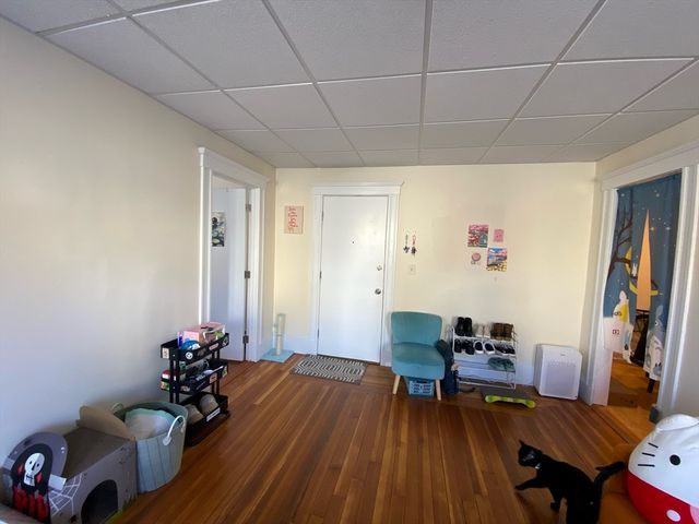 112 Thurston 1, Somerville, MA 02145