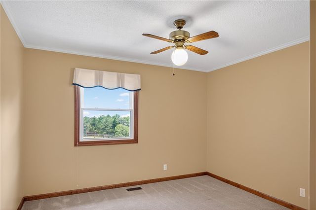 108 Crane's Crossing Drive, West Union, SC 29696
