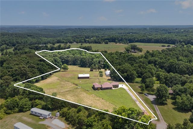 108 Crane's Crossing Drive, West Union, SC 29696