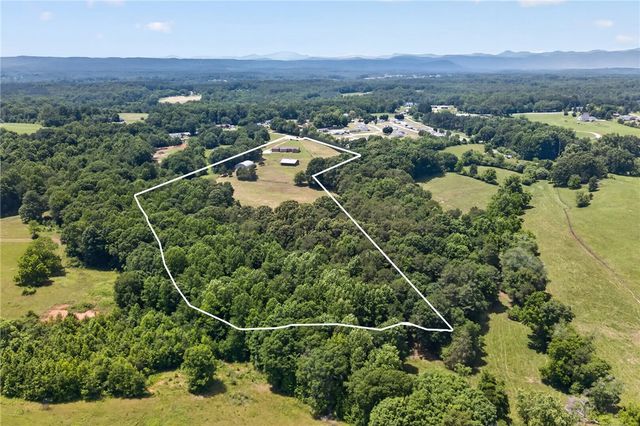 108 Crane's Crossing Drive, West Union, SC 29696