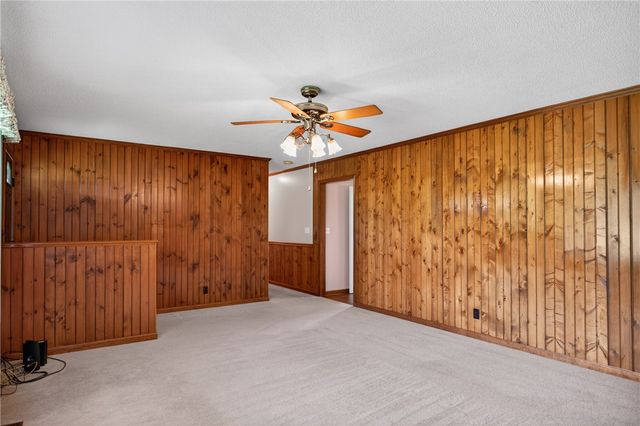 108 Crane's Crossing Drive, West Union, SC 29696