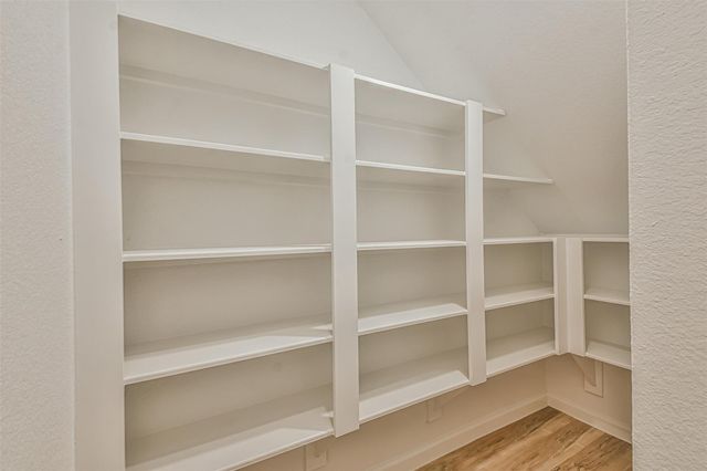 678 Royal Arch, Conroe, TX 77304