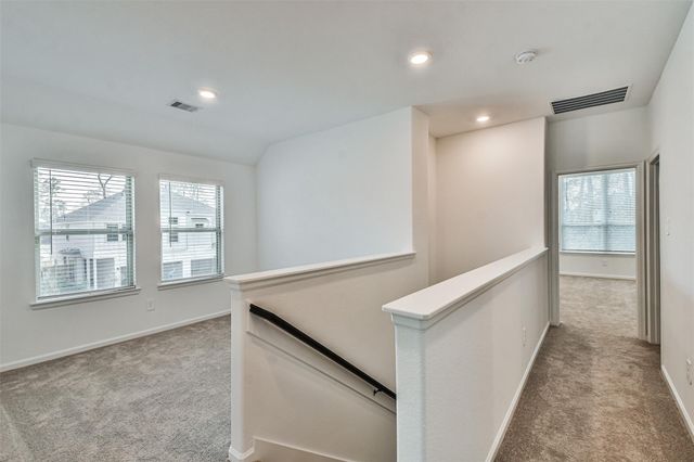 678 Royal Arch, Conroe, TX 77304
