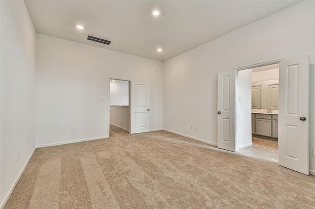 678 Royal Arch, Conroe, TX 77304