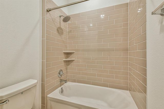 678 Royal Arch, Conroe, TX 77304
