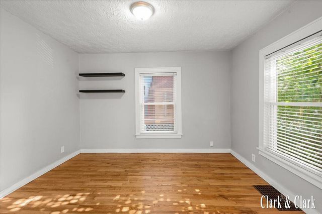 437 Rosewood Avenue Se, East Grand Rapids, MI 49506