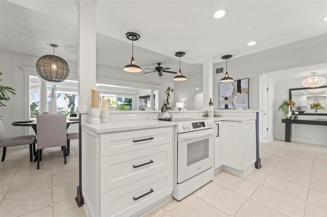 402 161ST AVENUE, Redington Beach, FL 33708