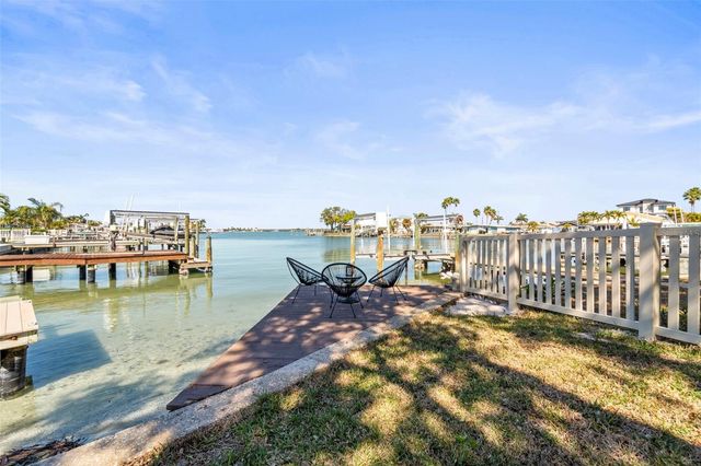 402 161ST AVENUE, Redington Beach, FL 33708