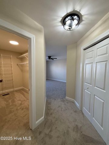 696 E Main Street, Winterville, NC 28590