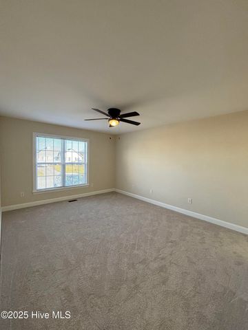 696 E Main Street, Winterville, NC 28590