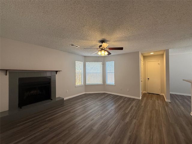 8911 SCHICK RD B, Austin, TX 78729