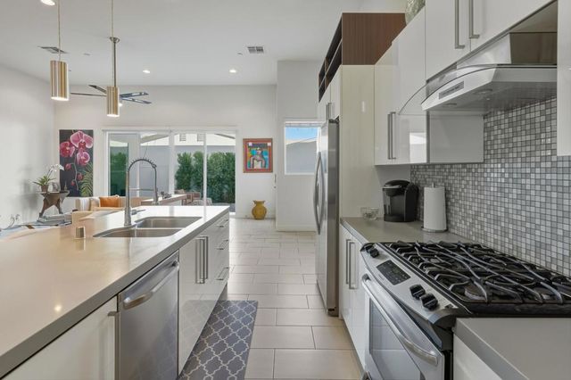 52085 Avenida Herrera, La Quinta, CA 92253