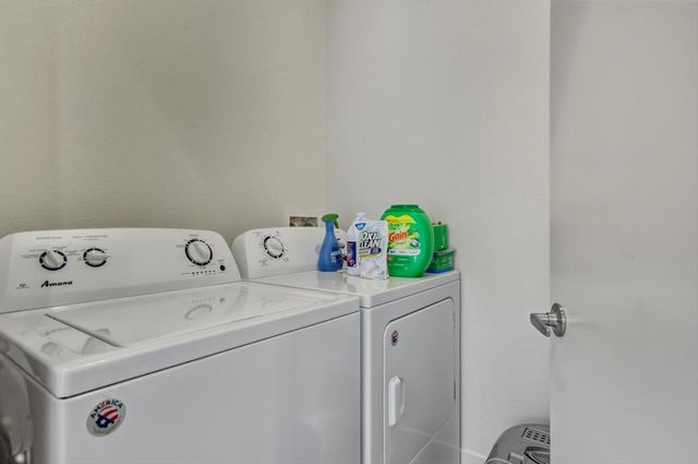 52085 Avenida Herrera, La Quinta, CA 92253