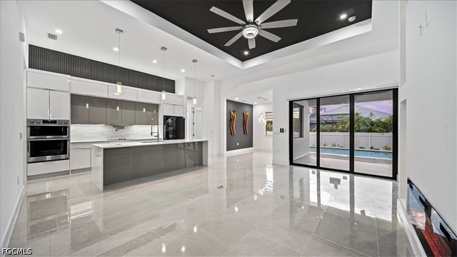 2711 Van Buren PKWY, Cape Coral, FL 33993