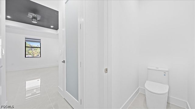 2711 Van Buren PKWY, Cape Coral, FL 33993