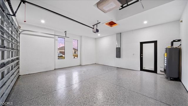 2711 Van Buren PKWY, Cape Coral, FL 33993