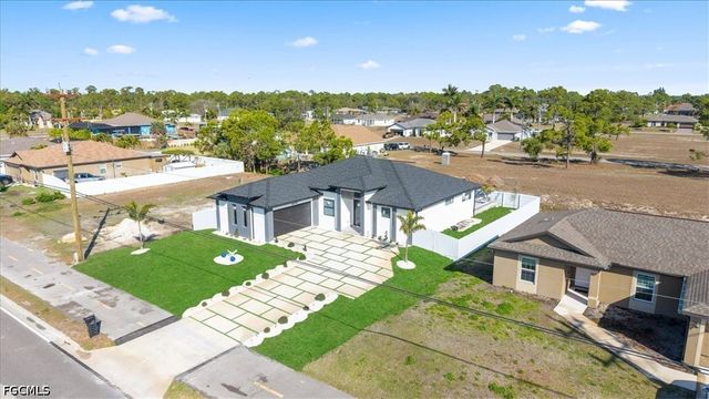 2711 Van Buren PKWY, Cape Coral, FL 33993