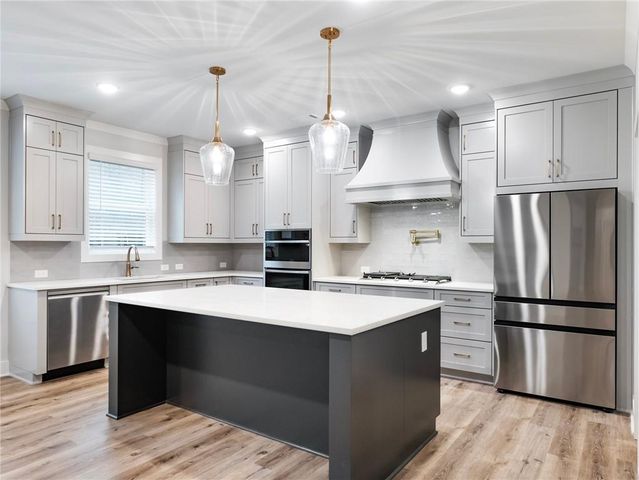 4240 Hosch Reserve Drive, Buford, GA 30519