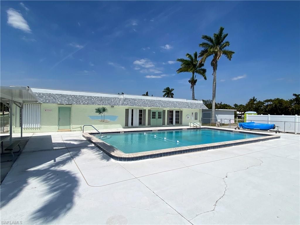 84 Birch BLVD, FORT MYERS, FL 33908 — photo 2