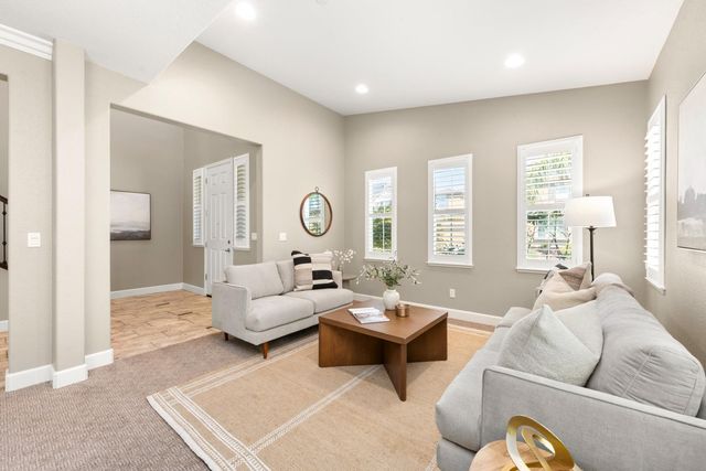 1530 Decatur Way, Rocklin, CA 95765