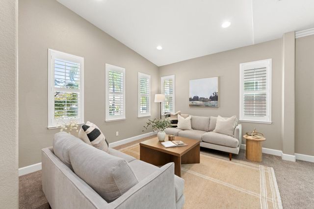 1530 Decatur Way, Rocklin, CA 95765