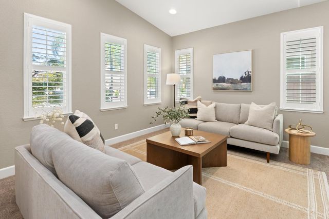1530 Decatur Way, Rocklin, CA 95765