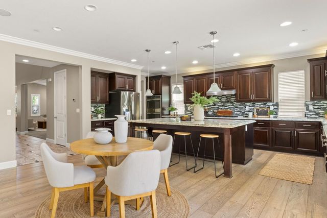 1530 Decatur Way, Rocklin, CA 95765