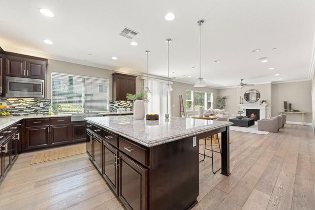 1530 Decatur Way, Rocklin, CA 95765
