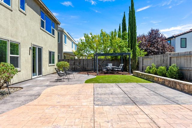 1530 Decatur Way, Rocklin, CA 95765