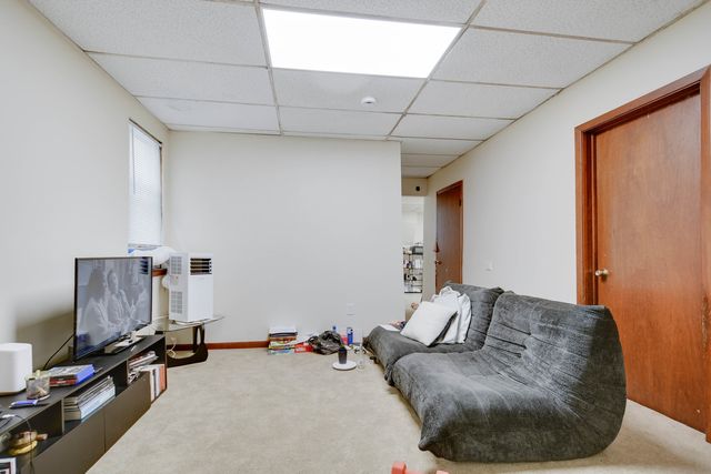 2854 W 38th Place, Chicago, IL 60632