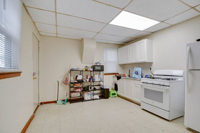 2854 W 38th Place, Chicago, IL 60632