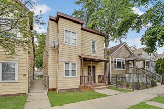 2854 W 38th Place, Chicago, IL 60632
