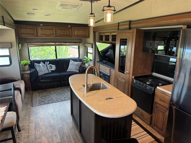 614 Lagoon Drive, Point Blank, TX 77364