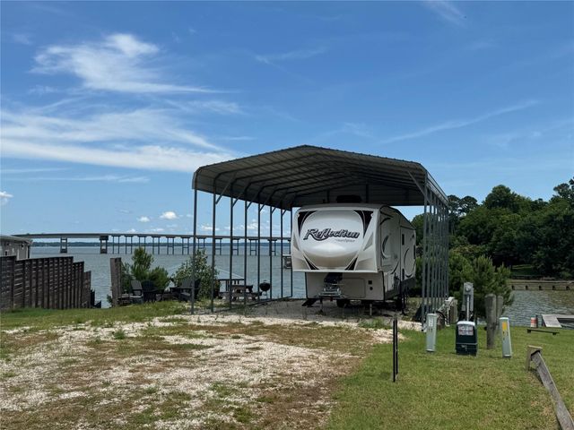 614 Lagoon Drive, Point Blank, TX 77364