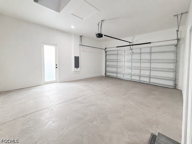 2813 NW 4th TER, Cape Coral, FL 33993