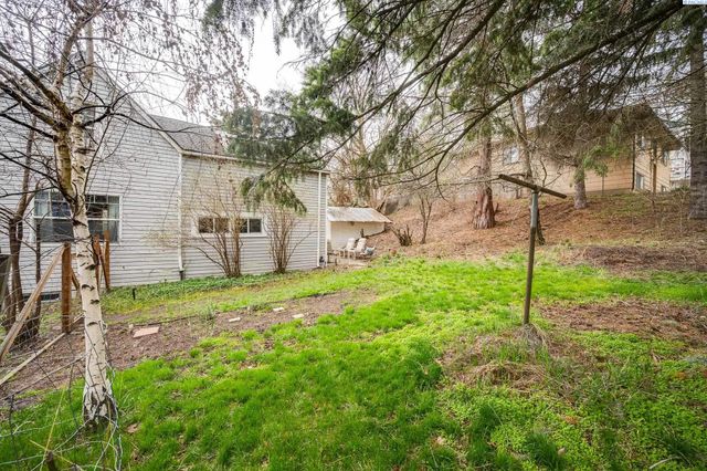 935 NW Bryant St, Pullman, WA 99163