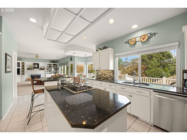 9085 Sw 180TH Pl, Beaverton, OR 97007
