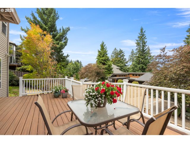 9085 Sw 180TH Pl, Beaverton, OR 97007