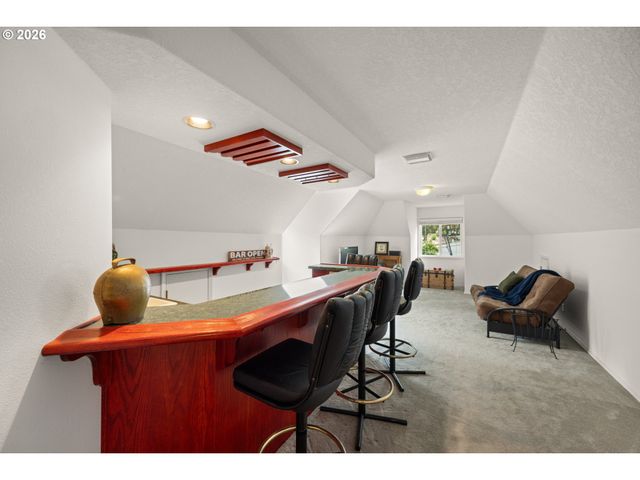 9085 Sw 180TH Pl, Beaverton, OR 97007