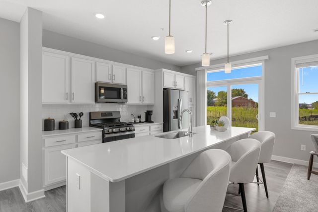 9281 4th Street N, Lake Elmo, MN 55042