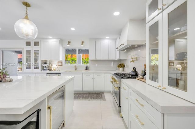 3352 SW 110th Ave, Miami, FL 33165
