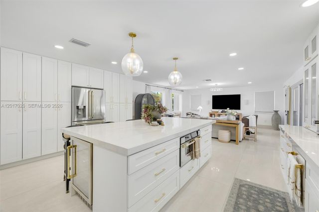 3352 SW 110th Ave, Miami, FL 33165
