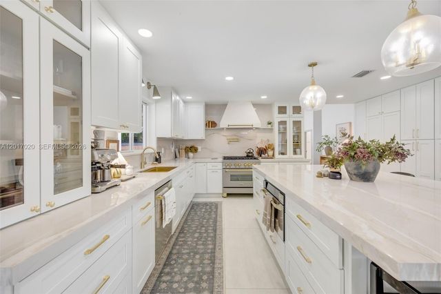 3352 SW 110th Ave, Miami, FL 33165