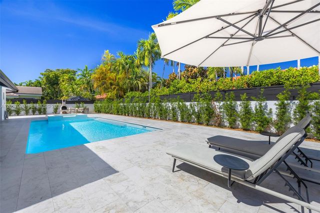 3352 SW 110th Ave, Miami, FL 33165